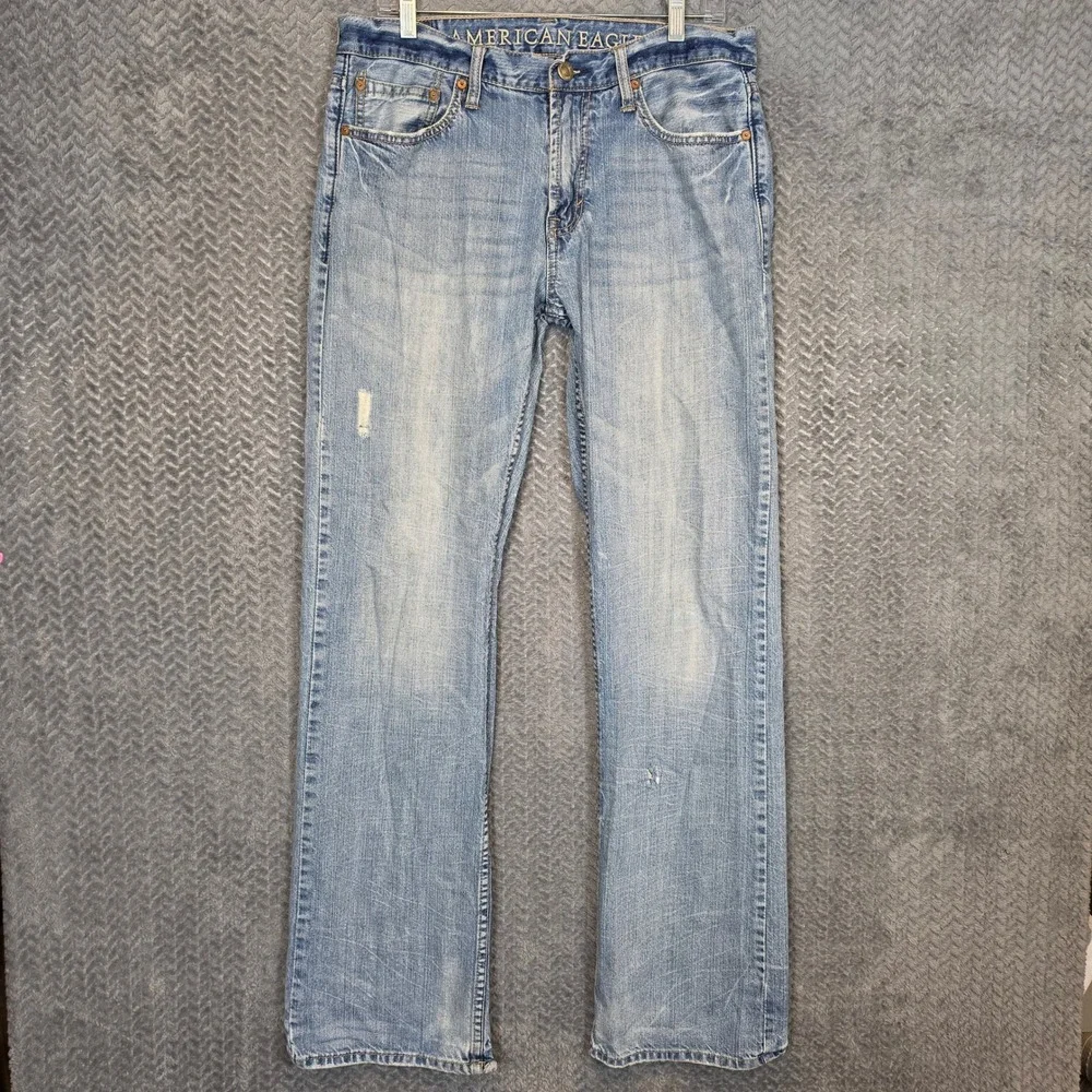 American Eagle Low Rise Bootcut Jeans Mens 32x34 Light Wash Distressed Cotton